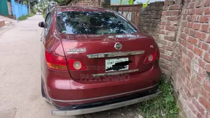 Nissan Bluebird Sylphy 2006 Maroon