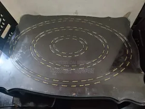Dining table for sale