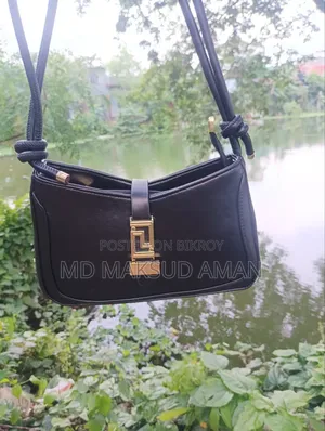 আপনার স্টাইলের বিশ্বস্ত ঠিকানা – Maisha's Fashion Gadget World