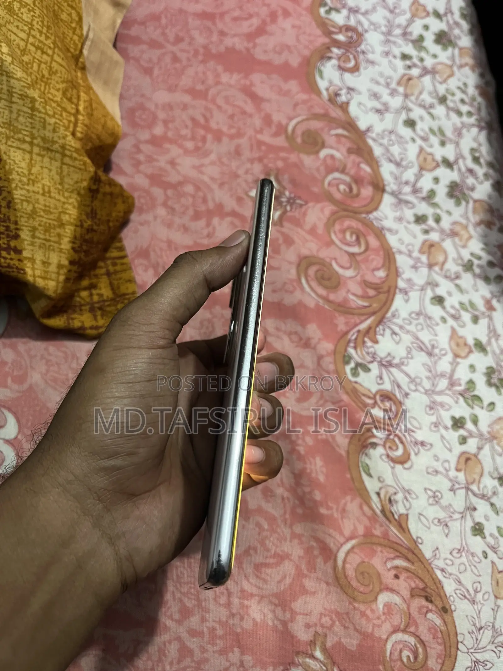 Vivo T4R ২৫৬ জিবি সাদা