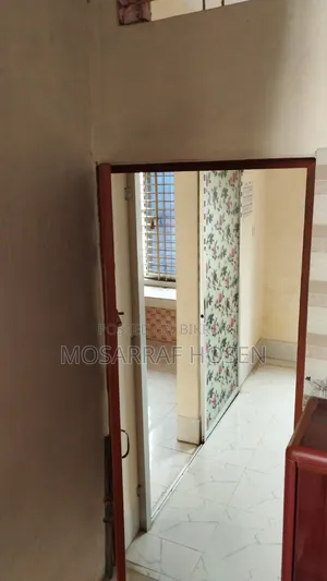 Furnished 1 Bedroom Flat in Building, Boalia for Rent
