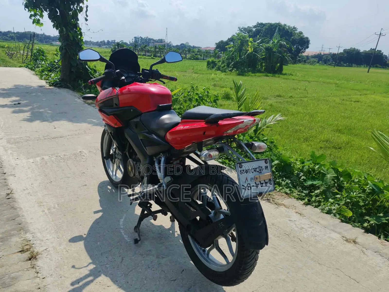 Bajaj Pulsar 150 2016 Red