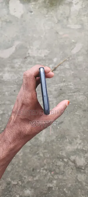 Oppo F17 128 GB Blue