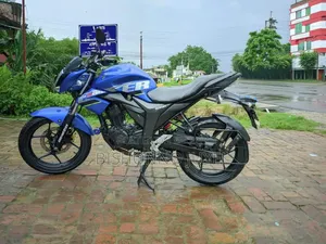 সুজুকি জিক্সার মনোটোন ২০১৮ ব্লু