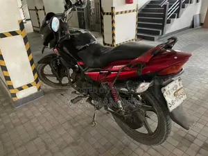 হিরো গ্ল্যামার ২০১২ কালো