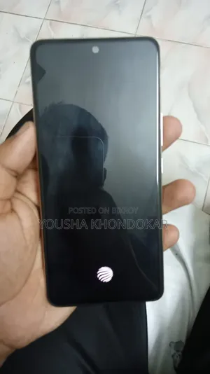 আইকিউওও ২৫৬ জিবি কমলা