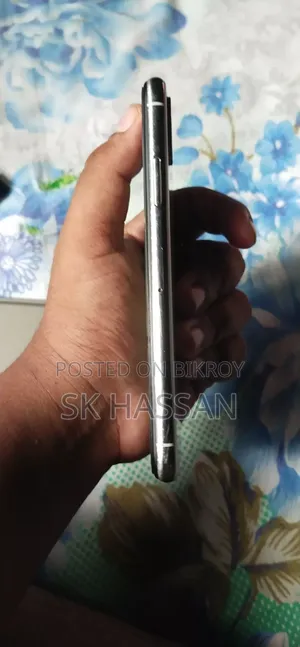 Apple iPhone XS 64 GB White