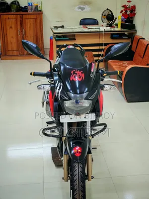 TVS Apache RTR 160 2V 2023 Black