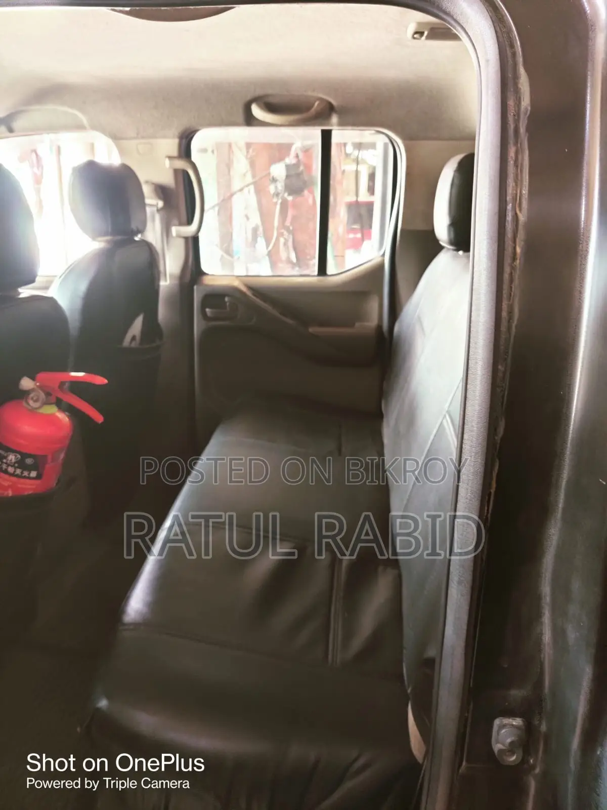 Nissan Navara 2011 Black