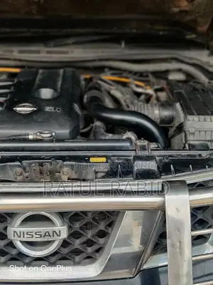 Nissan Navara 2011 Black