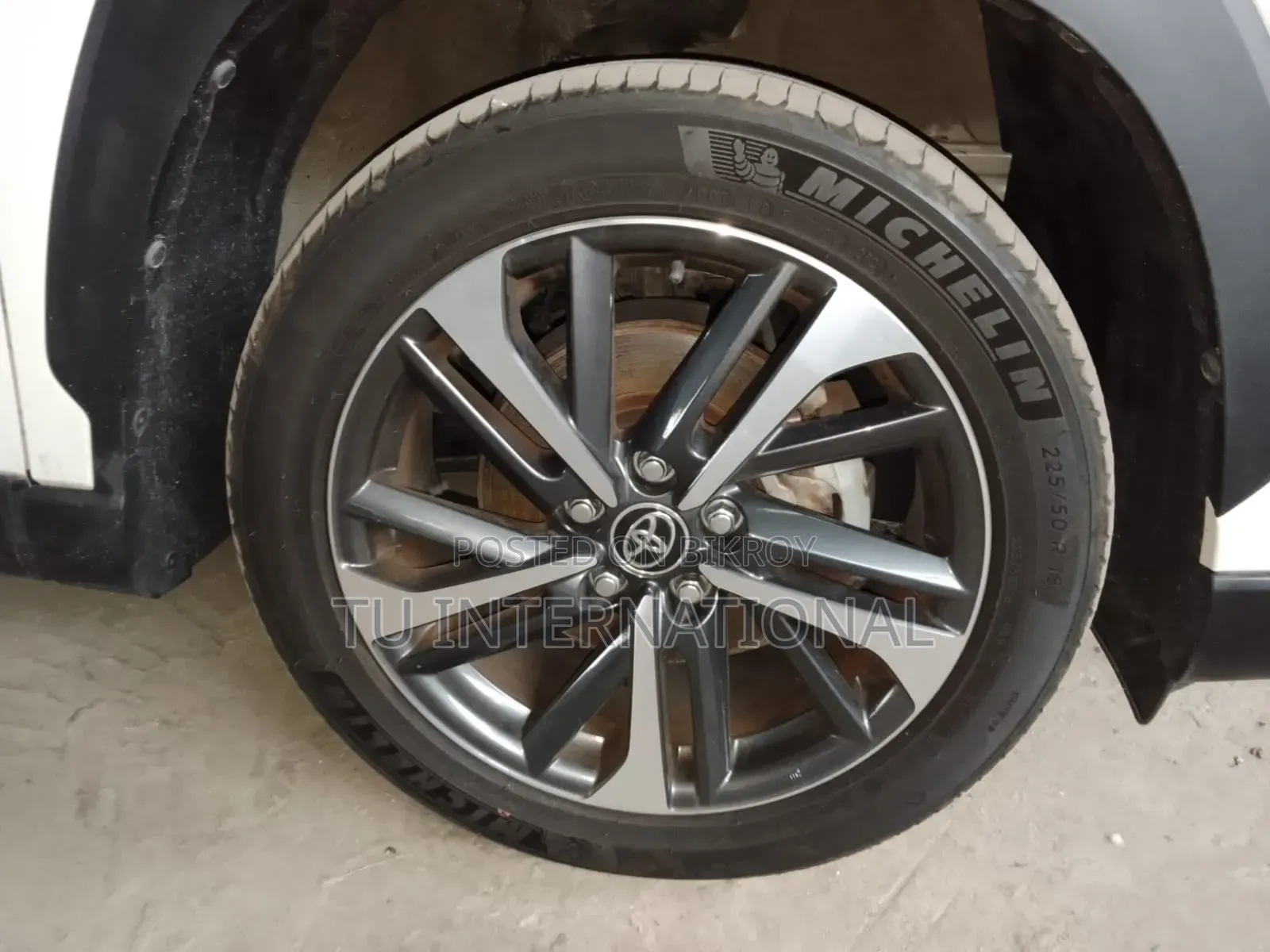 Toyota Corolla Cross 2021 Pearl