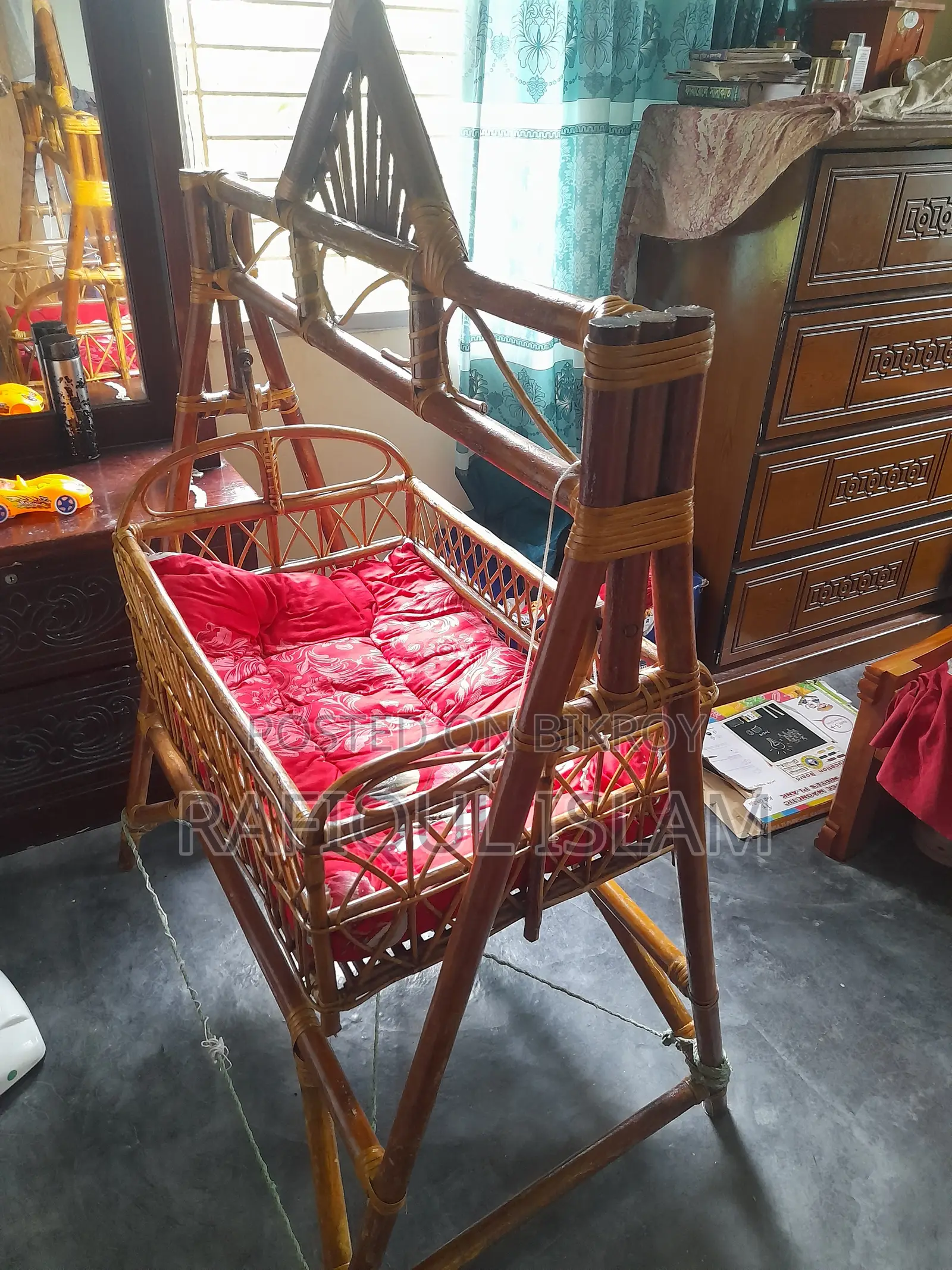 বেবি সিটার (দোলনা)