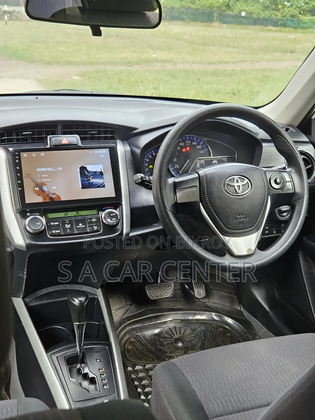 Toyota Corolla Fielder 2017 White