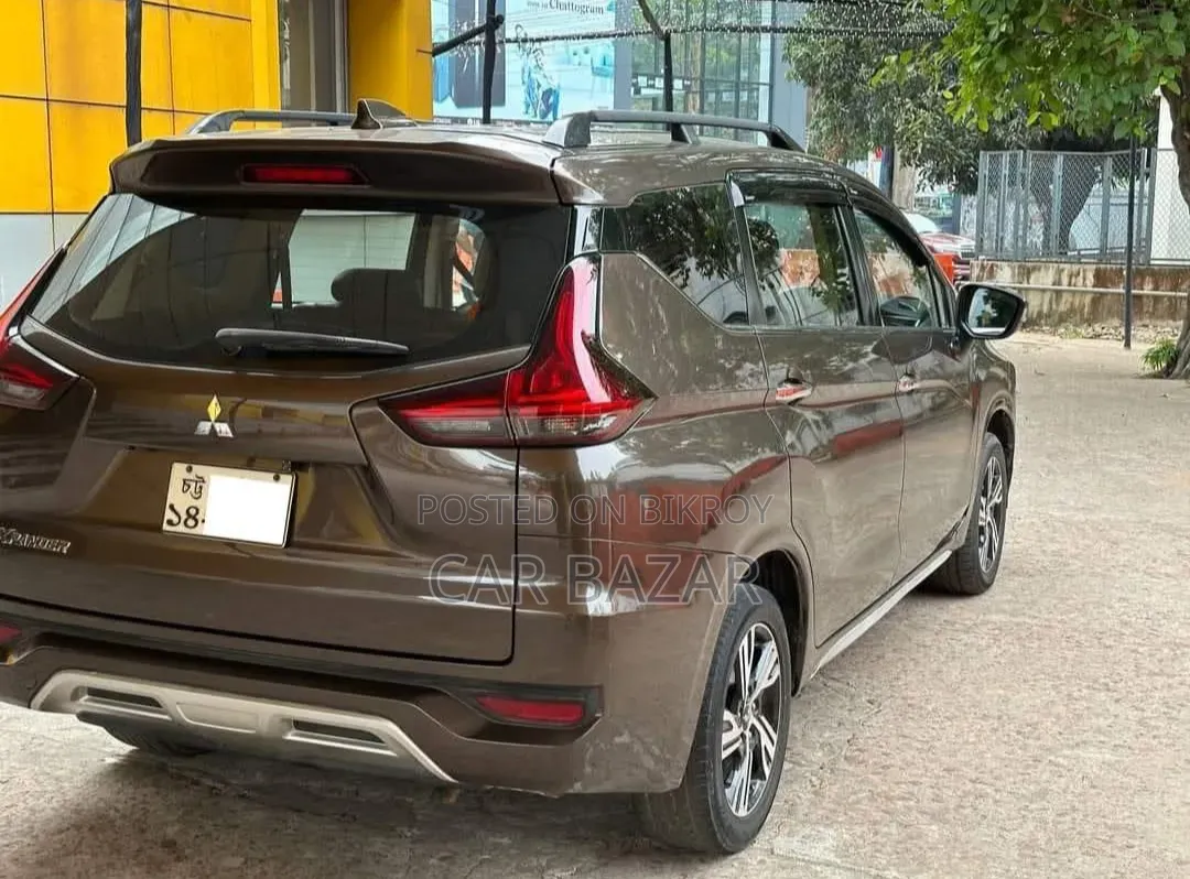 Mitsubishi Xpander 2021 Brown