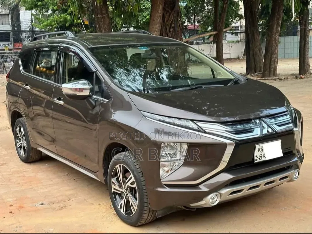 Mitsubishi Xpander 2021 Brown