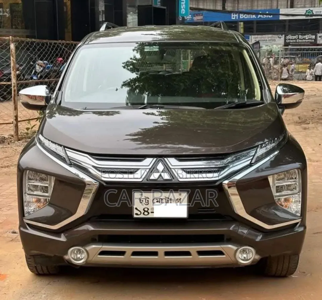 Mitsubishi Xpander 2021 Brown