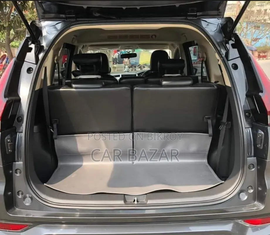 Mitsubishi Xpander 2021 Brown