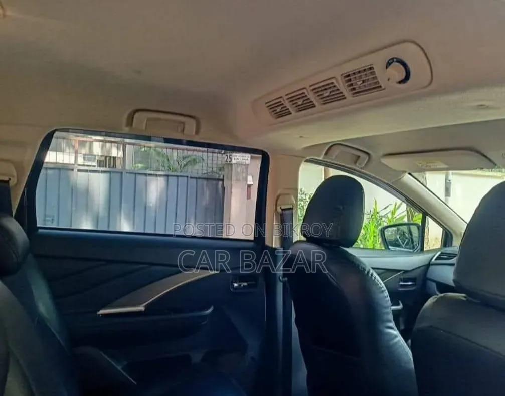 Mitsubishi Xpander 2021 Brown