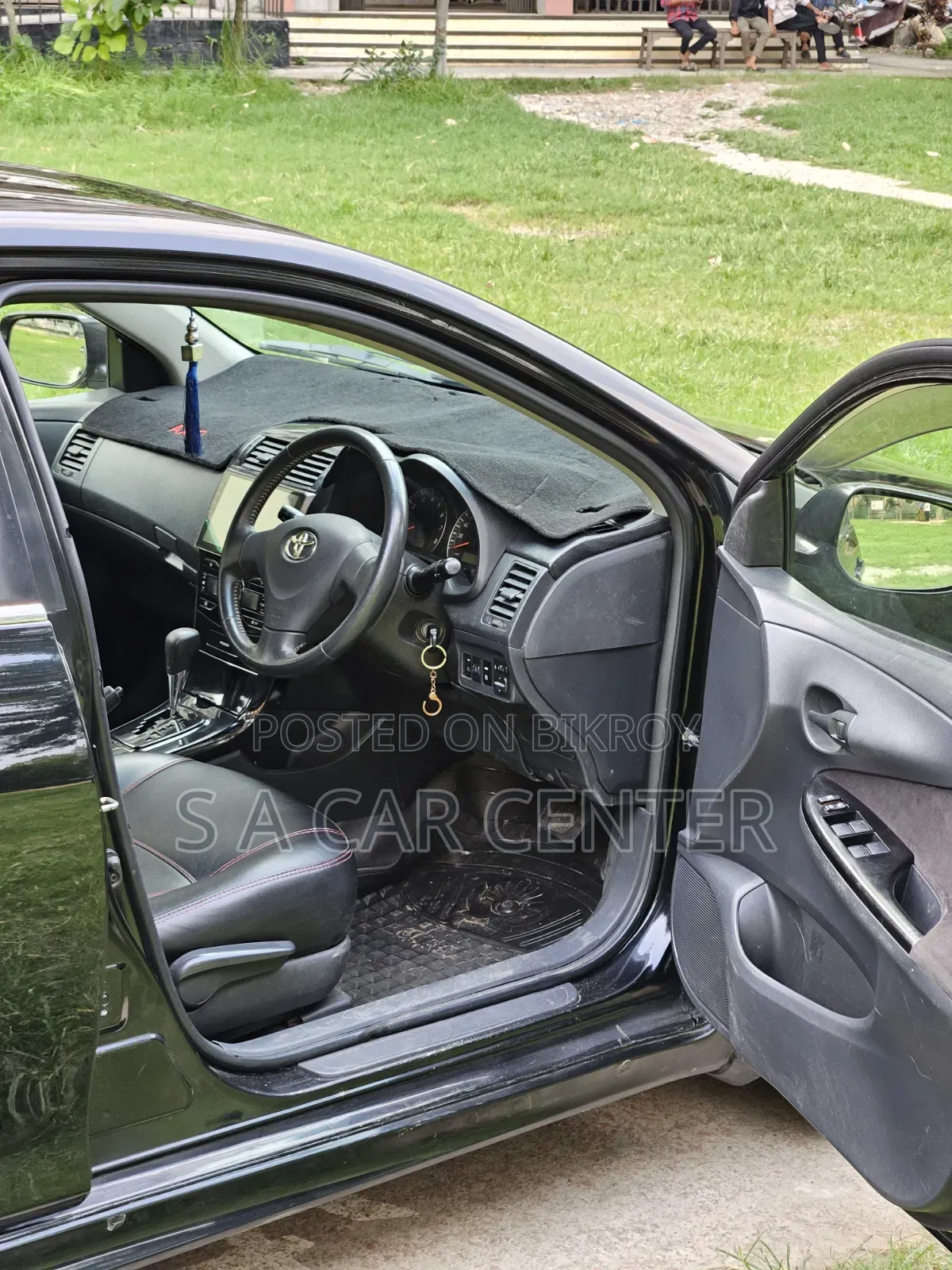 Toyota Corolla Fielder 2011 Black