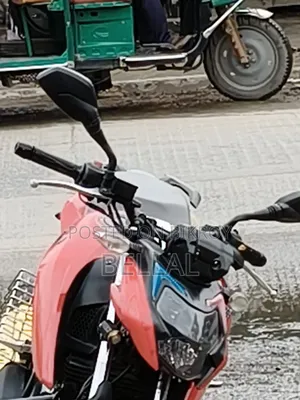 TVS Apache RTR 160 4V 2022 Red