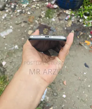 অ্যাপল আইফোন এক্স ৬৪ জিবি সাদা