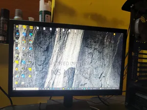 Dell D1918h Completely New