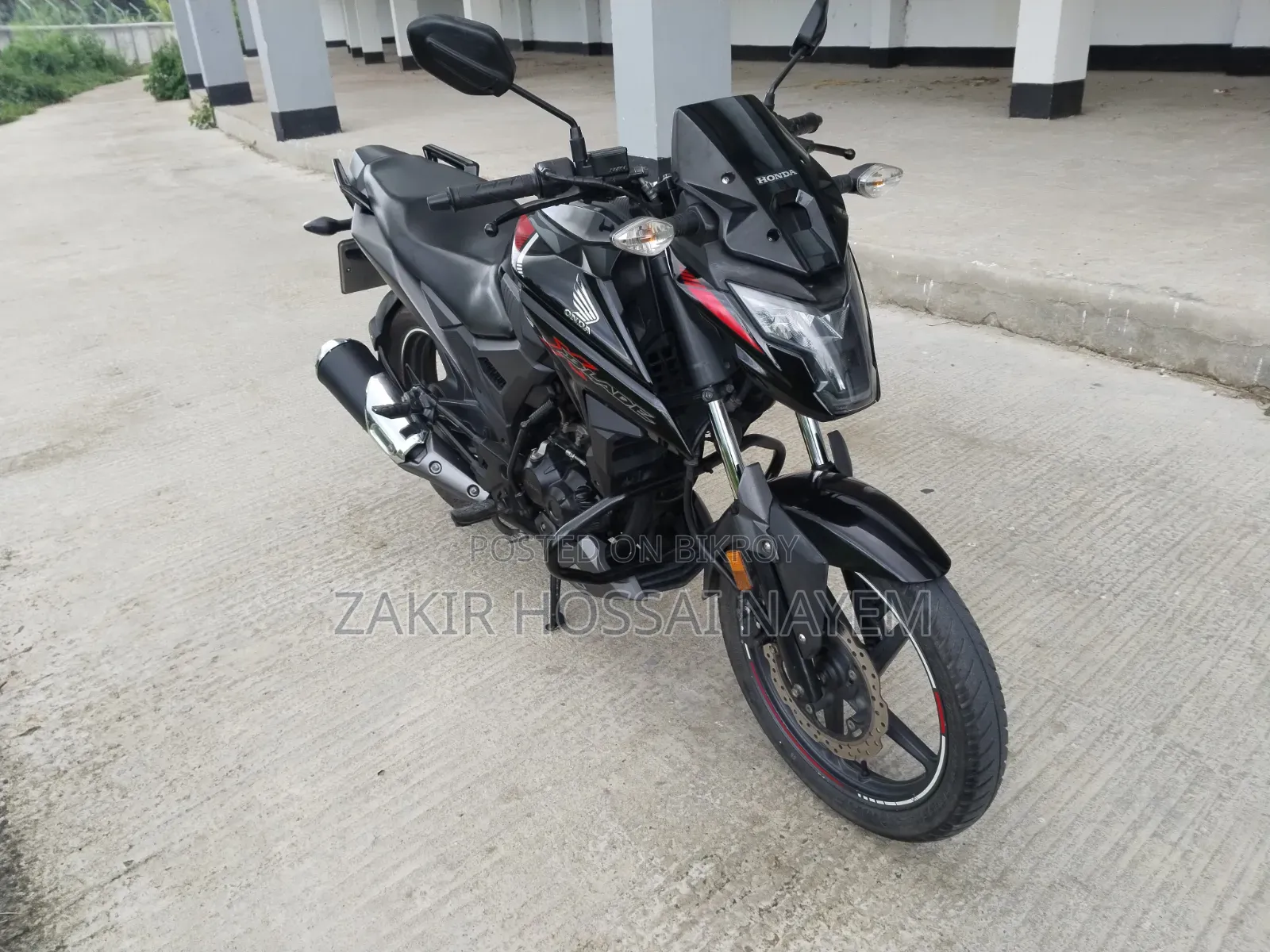 হোন্ডা এক্স-ব্লেড ১৬০ ২০২১ কালো