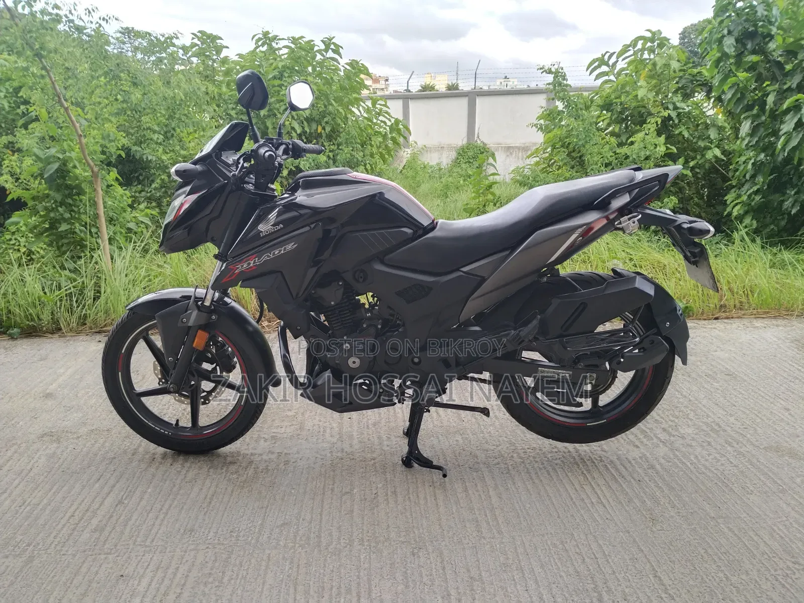 হোন্ডা এক্স-ব্লেড ১৬০ ২০২১ কালো