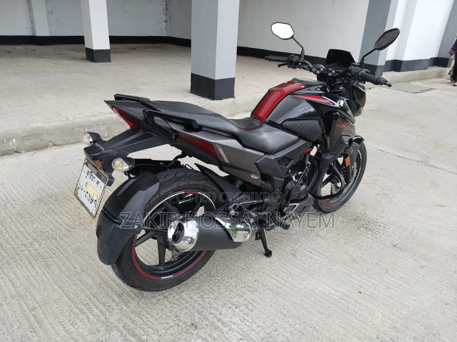 হোন্ডা এক্স-ব্লেড ১৬০ ২০২১ কালো