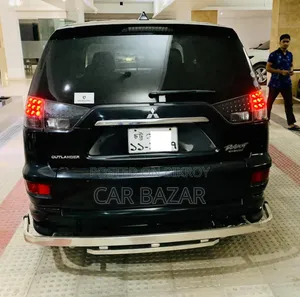 Mitsubishi Outlander 2010 Black