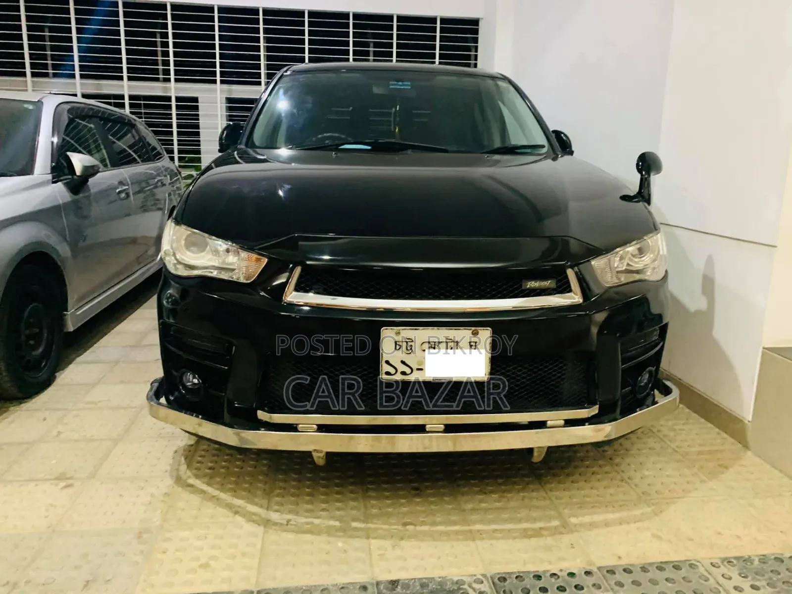 Mitsubishi Outlander 2010 Black