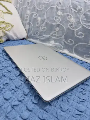 Laptop Dell Inspiron 15 4GB Intel Core i3 HDD+SSD 1TB