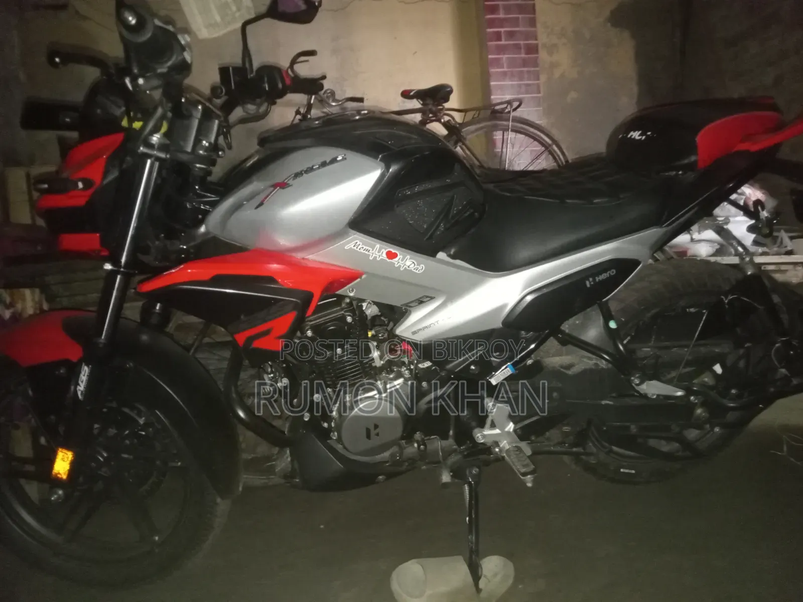 New Hero Xtreme 125R 2026 Red
