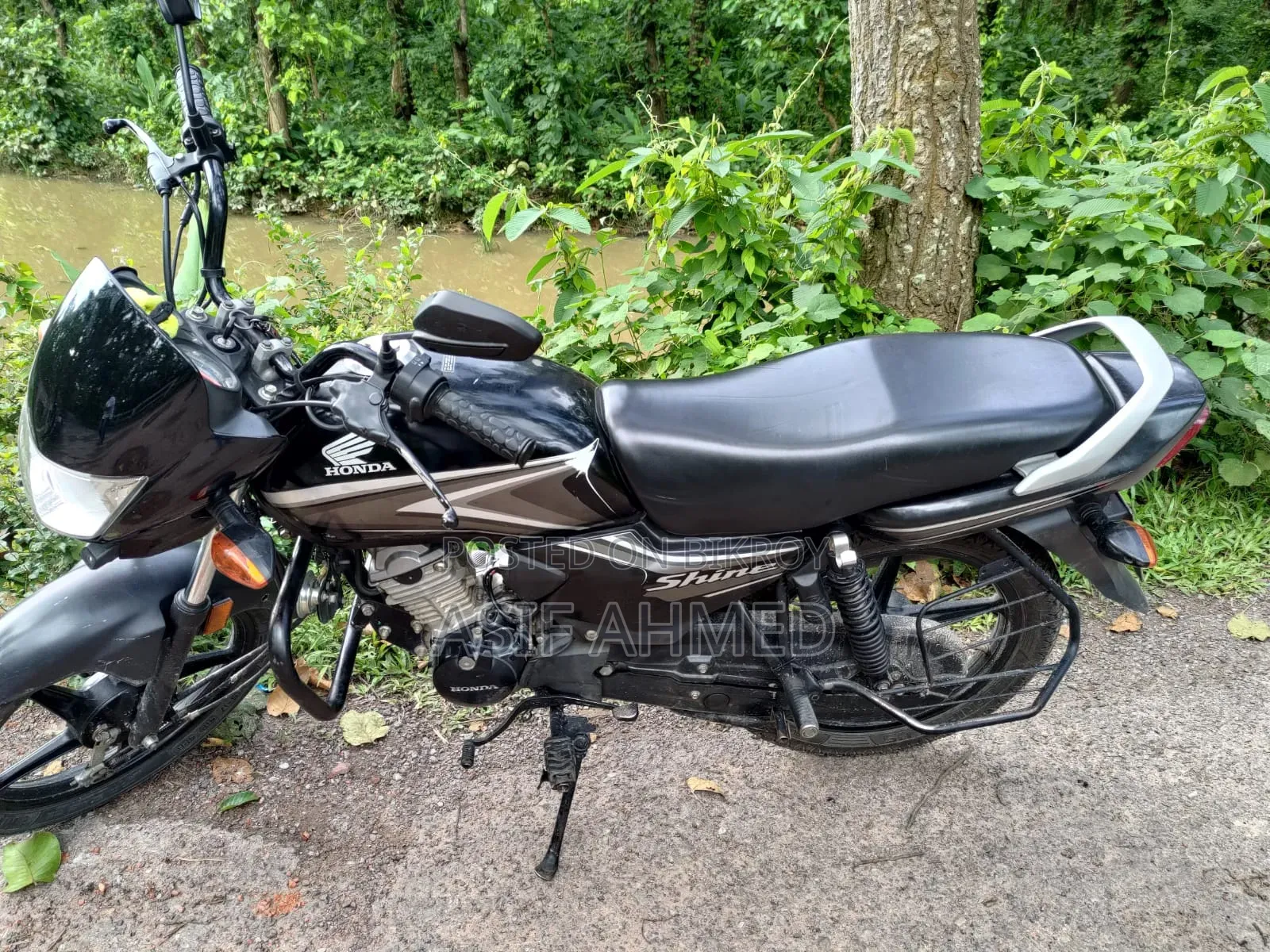 Honda CB 2024 Black