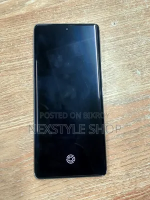 Tecno Pova Curve 256 GB Silver