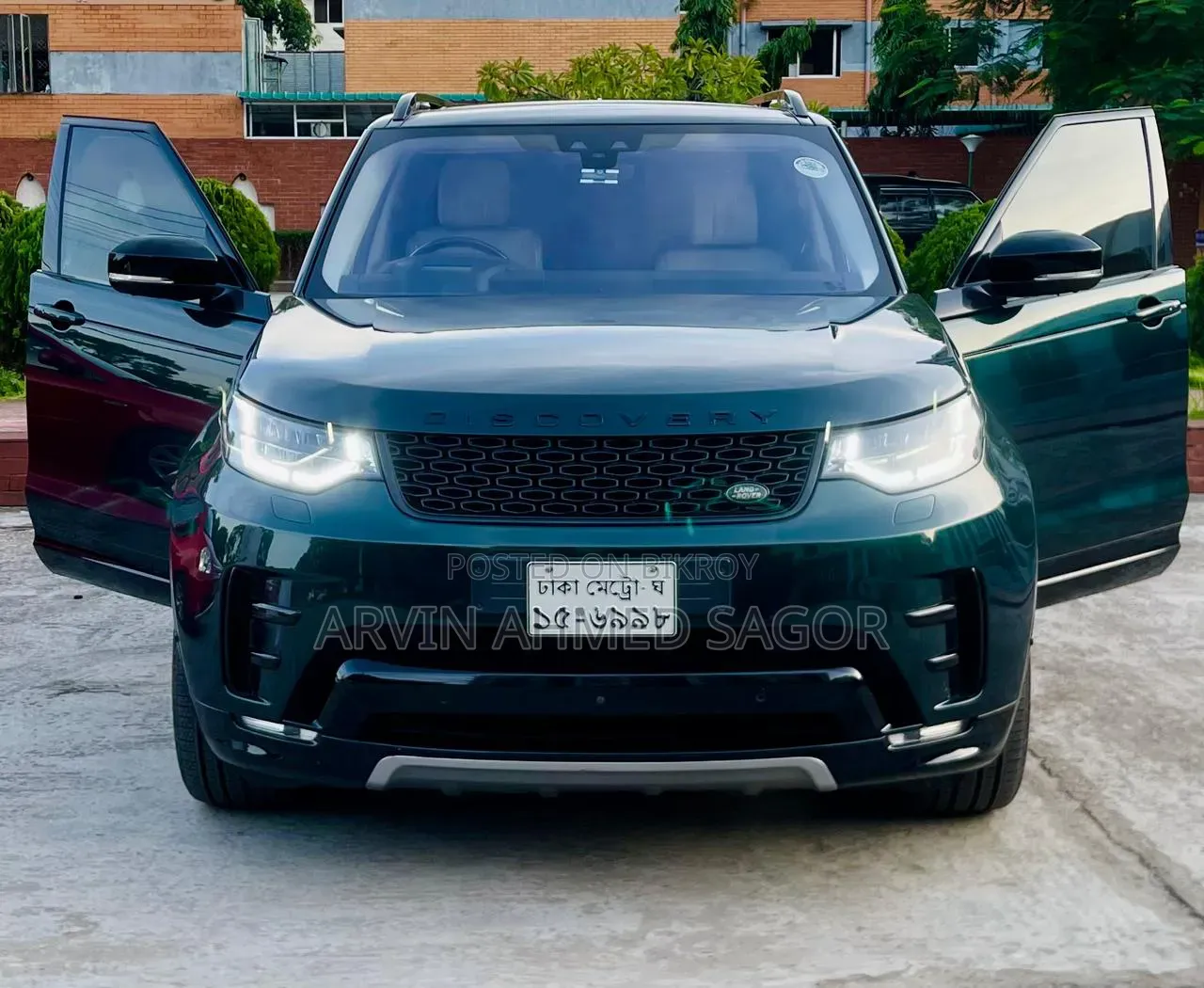 Land Rover Discovery HSE Diesel 4x4 2017 Green
