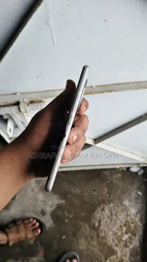 ভিভো টি৪ ১২৮ জিবি