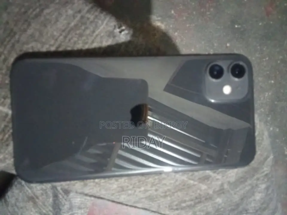 অ্যাপল আইফোন ১১ ১২৮ জিবি ব্ল্যাক