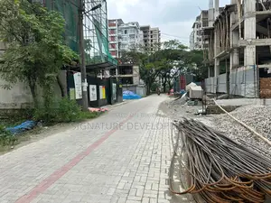 L-block//3+3=6 Katha//Plot For Sale//In Bashundhara R/A