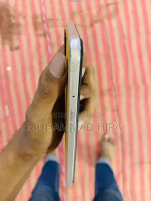 Oppo A77s 128 GB Orange