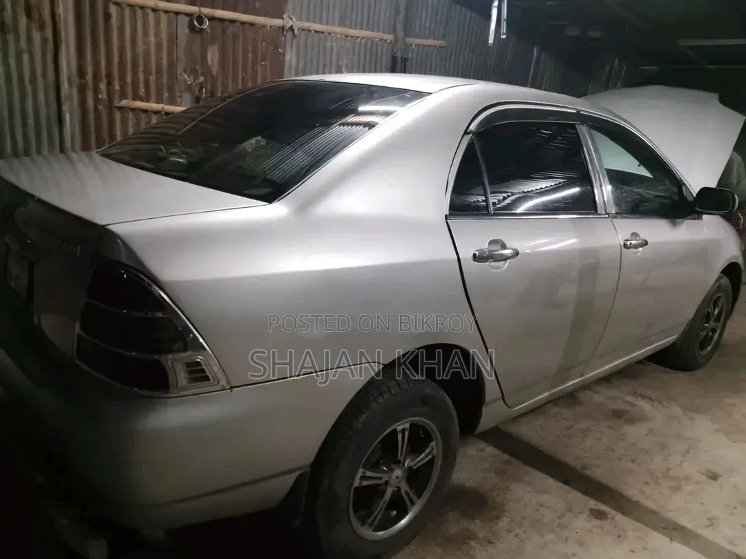 Toyota Corolla 2002 Silver