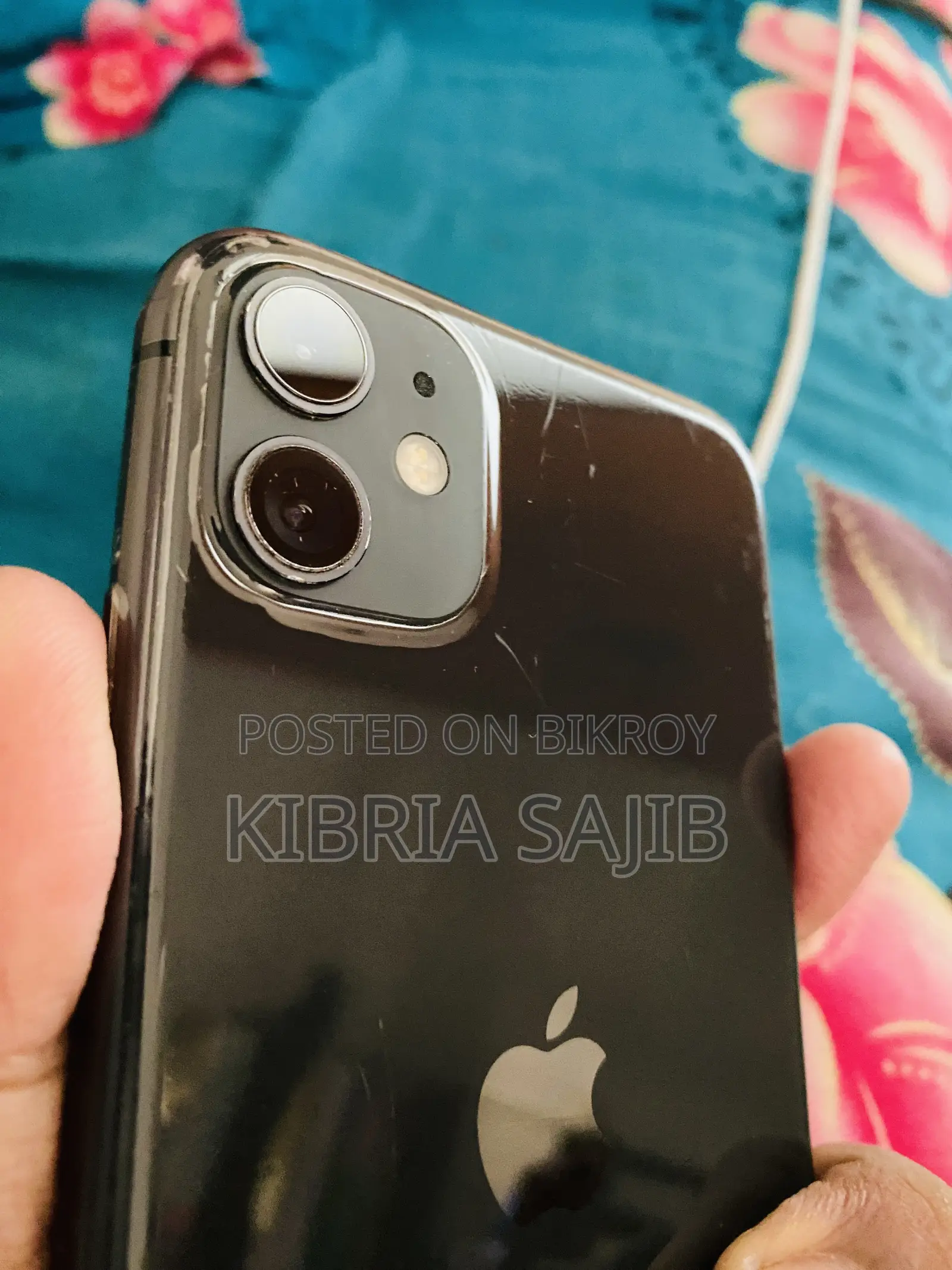 Icloud 11 , Black Color 128gb