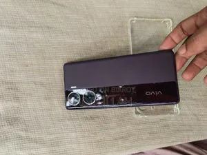 Vivo V29e 5G 256 GB Purple