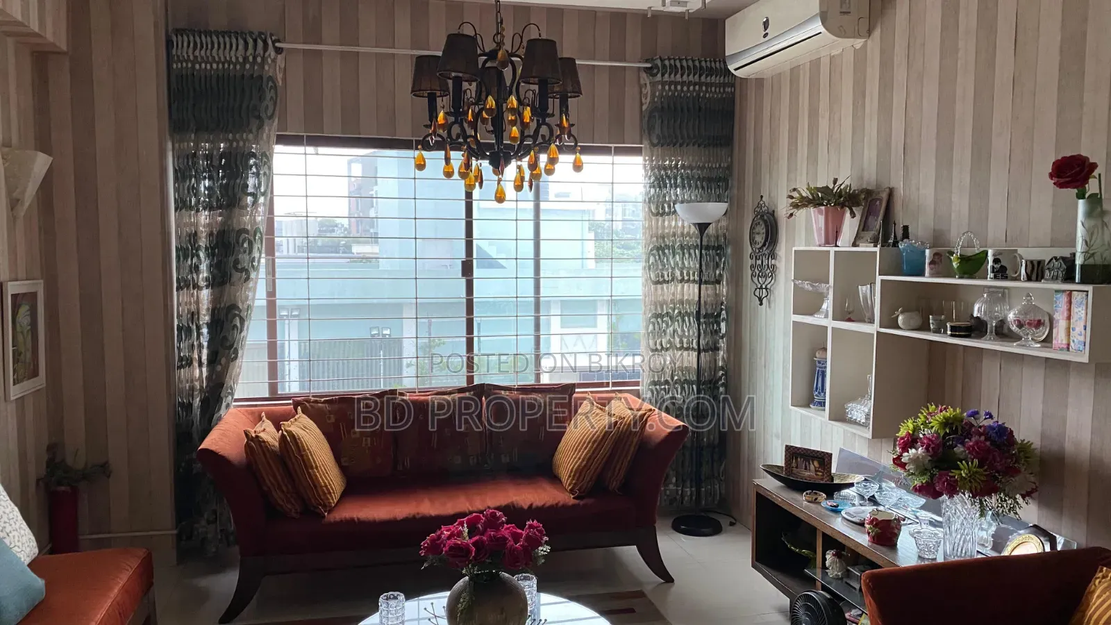 Furnished 3-bedroom Apartment in Navana, Banani for rent