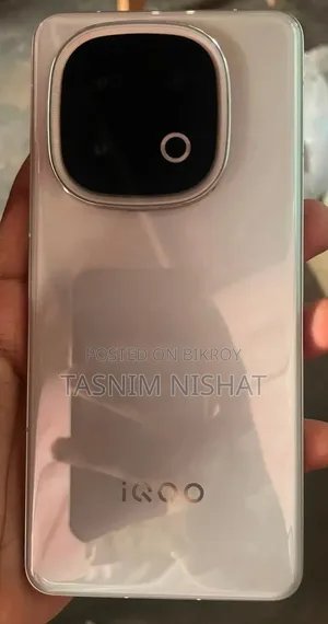 আইকিউওও ১৩ ২৫৬ জিবি সিলভার
