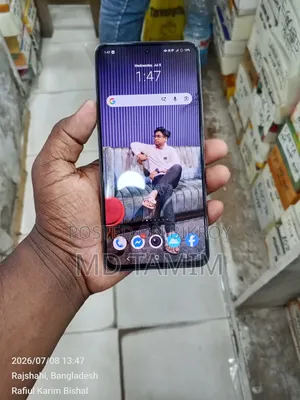 ভিভো ভি৪০ ২৫৬ জিবি সাদা