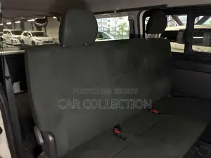 Toyota HiAce 2021 White