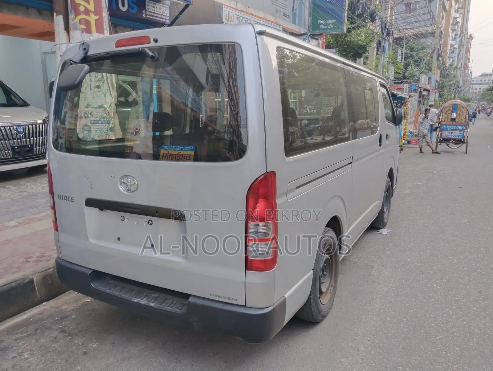 Toyota HiAce 2021 Silver