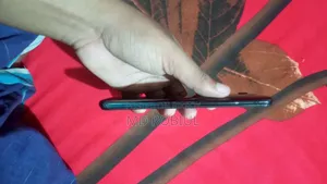 Vivo Y1s 32 GB Black