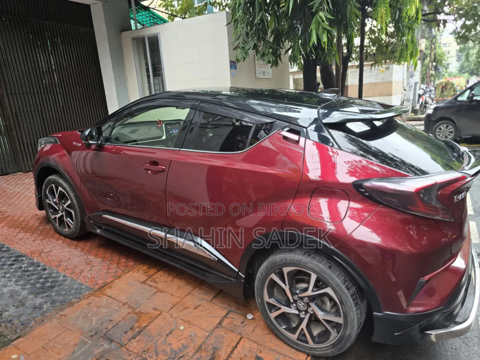 Toyota C-HR 2017 Red